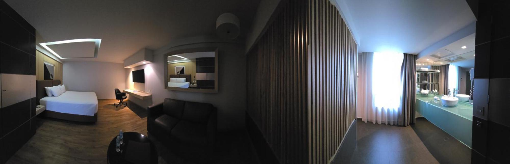 Ramada By Wyndham Mexico City Santa Fe Exteriér fotografie